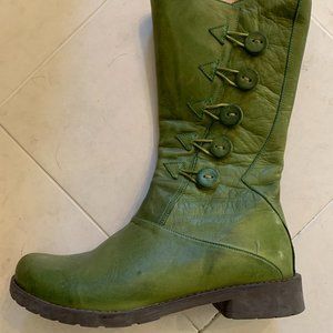 Jafa Boots, size 38, grass green, 1" heel